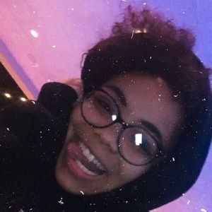 Meet your Posher, Amaya